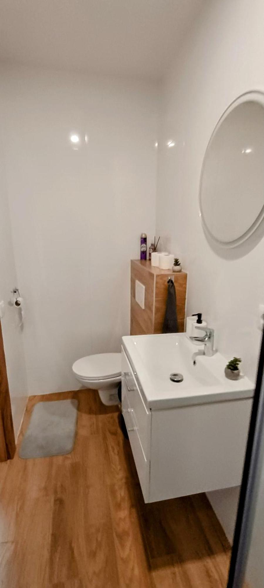Apartman Shelly Vlachy Εξωτερικό φωτογραφία